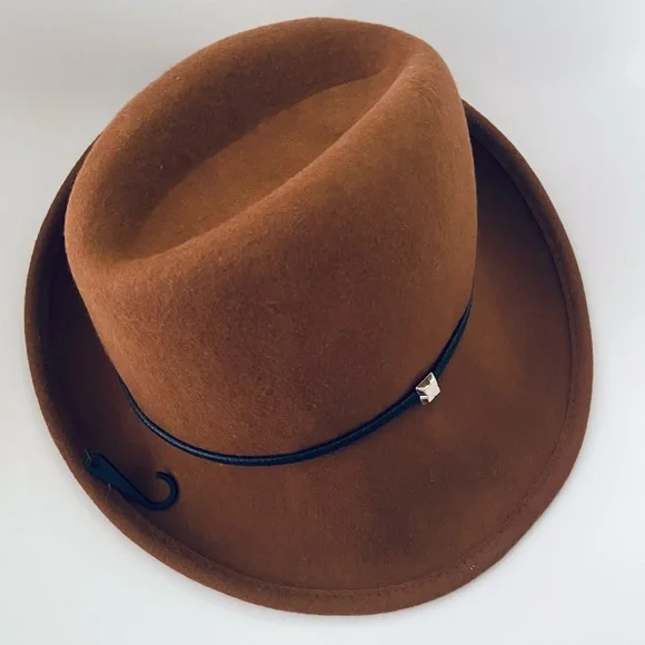 BCBGMaxAzria | Accessories | Bcbg Maxazria Wool Hat Brand  display picture 2